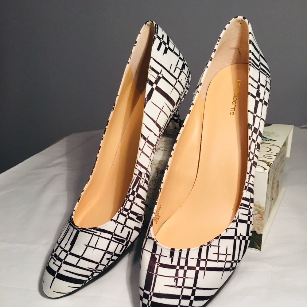 Liz Claiborne  Pumps